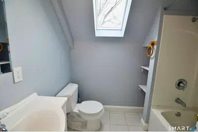 32 Boston Terrace #3rd floor, Bridgeport, CT 06610 - Photo 8