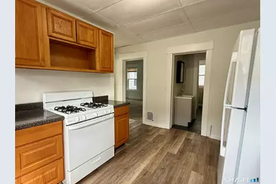 585 Winchester Avenue #1, New Haven, CT 06511 - Photo 1