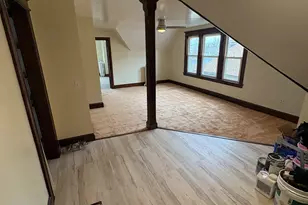 689 Maplewood Ave, Bridgeport, CT 06605 - Photo 2