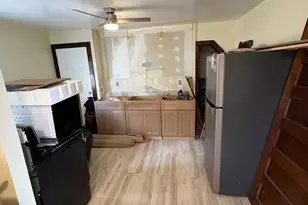 689 Maplewood Ave, Bridgeport, CT 06605 - Photo 4