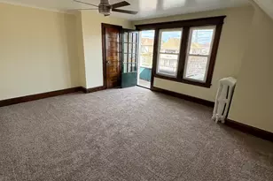 689 Maplewood Ave, Bridgeport, CT 06605 - Photo 10