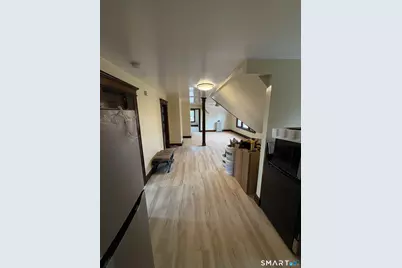 689 Maplewood Avenue, Bridgeport, CT 06605 - Photo 14