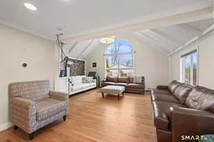 297 South Rd, Farmington, CT 06032 - Photo 14