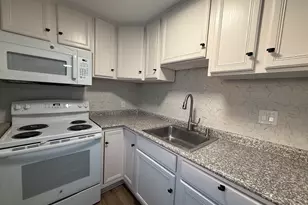 85 Avery St, Stamford, CT 06902 - Photo 24