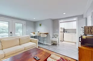 305 Westport Turnpike, Fairfield, CT 06824 - Photo 18