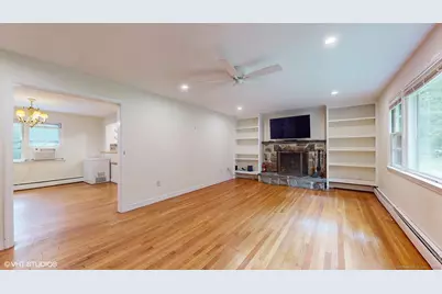 305 Westport Turnpike, Fairfield, CT 06824 - Photo 2