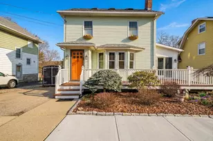 131 Norwood Ave, New London, CT 06320 - Photo 1