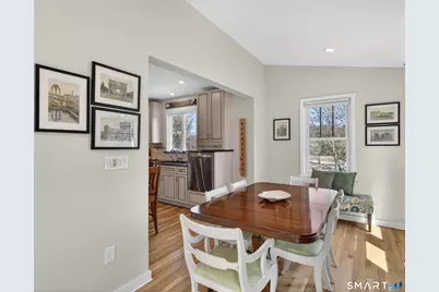 131 Norwood Avenue, New London, CT 06320 - Photo 18