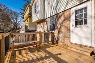 131 Norwood Ave, New London, CT 06320 - Photo 36