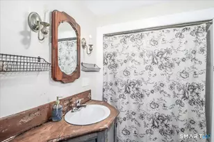 6 Weekeepeemee Rd, Woodbury, CT 06798 - Photo 24