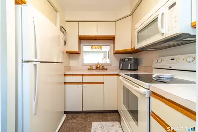 1367 Hanover Avenue #603, Meriden, CT 06451 - Photo 6