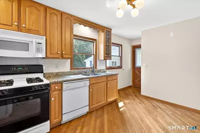 47 Barrett Street, Hamden, CT 06517 - Photo 12