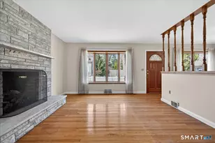 47 Barrett St, Hamden, CT 06517 - Photo 4