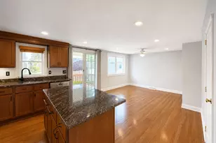 933 E Broadway, Milford, CT 06460 - Photo 10