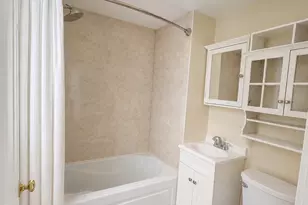 933 E Broadway, Milford, CT 06460 - Photo 20