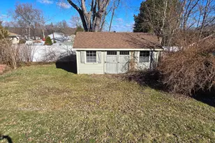 86 Vibberts Ave, New Britain, CT 06051 - Photo 30