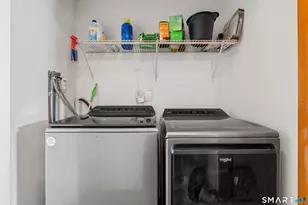 215 Wesley St, Waterbury, CT 06708 - Photo 14