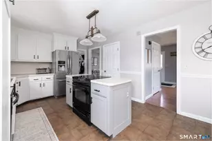 5 Plungis Rd, Watertown, CT 06795 - Photo 4