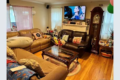 30 Jefferson Avenue, Danbury, CT 06810 - Photo 2