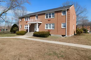 2 Brickyard Rd, Farmington, CT 06032 - Photo 2