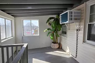 396 W Main St, New Britain, CT 06052 - Photo 16