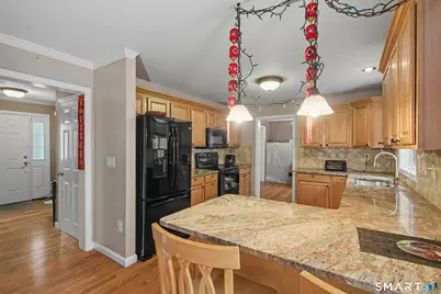 75 Heather Glen Lane, Groton, CT 06355 - Photo 6