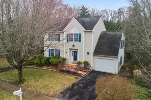 75 Heather Glen Ln, Groton, CT 06355 - Photo 1