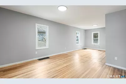 20 George Street, Naugatuck, CT 06770 - Photo 4