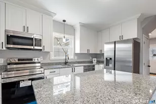 20 George St, Naugatuck, CT 06770 - Photo 6