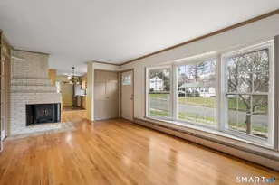 215 Monroe St, East Hartford, CT 06118 - Photo 6