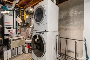 215 Monroe St, East Hartford, CT 06118 - Photo 26