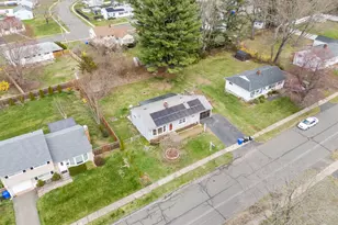 215 Monroe St, East Hartford, CT 06118 - Photo 38