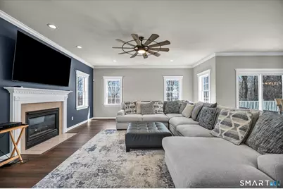 64 Milford Chase, Milford, CT 06461 - Photo 10