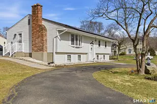 17 Pioneer Dr, Enfield, CT 06082 - Photo 1
