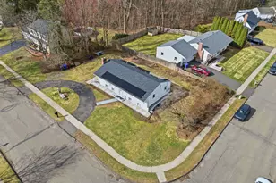 17 Pioneer Dr, Enfield, CT 06082 - Photo 28