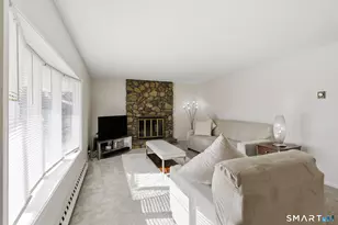 17 Pioneer Dr, Enfield, CT 06082 - Photo 10