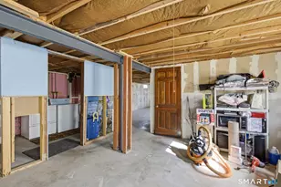 17 Pioneer Dr, Enfield, CT 06082 - Photo 24