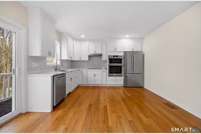 34 Hi Ann Court, Bethany, CT 06524 - Photo 8