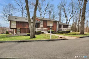 4 G Country Squire Dr, Cromwell, CT 06416 - Photo 1