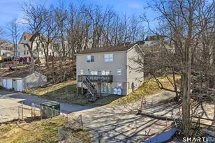 18 Division St, Norwich, CT 06360 - Photo 8