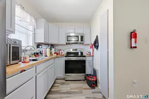 18 Division St, Norwich, CT 06360 - Photo 30