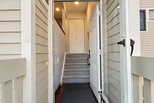 14 Sunrise Hill Rd, Norwalk, CT 06851 - Photo 4