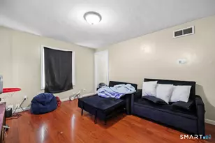 4 Hilltop Rd, New Haven, CT 06515 - Photo 18