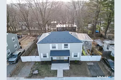 4 Hilltop Road, New Haven, CT 06515 - Photo 2