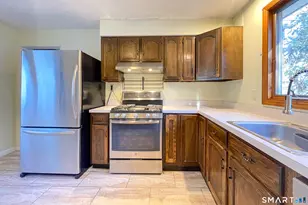 399 W Woods Rd, Hamden, CT 06518 - Photo 10