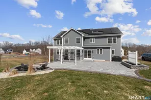 16 Melrose Dr, Cheshire, CT 06410 - Photo 4