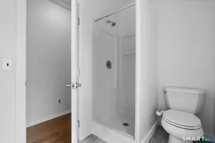 30 Dee Ln, Stamford, CT 06902 - Photo 28