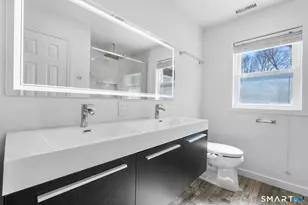 30 Dee Ln, Stamford, CT 06902 - Photo 14