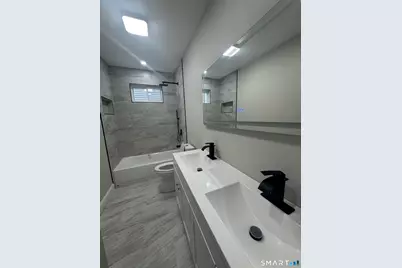 279 Harriet Street, Bridgeport, CT 06608 - Photo 6