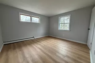 164 Sycamore St, Bristol, CT 06010 - Photo 10